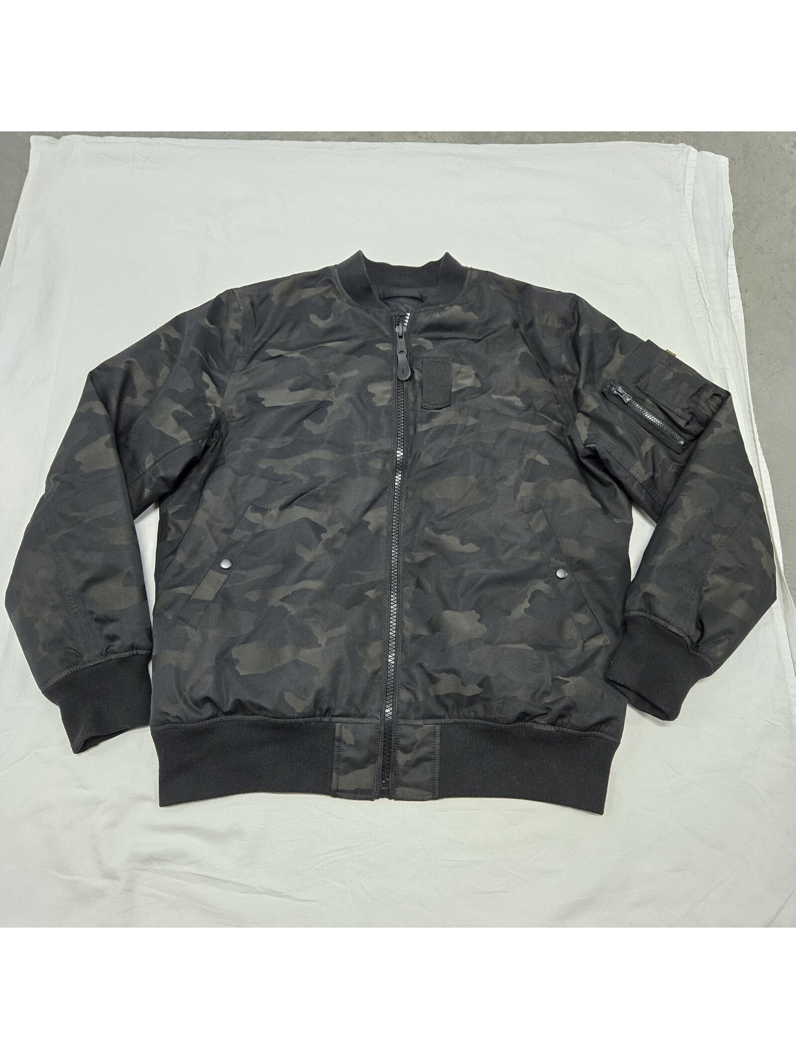 Men's Xxl Alpha Industries Reversible Ma-1 Camo/Black Bomber Jacket Down Puffer